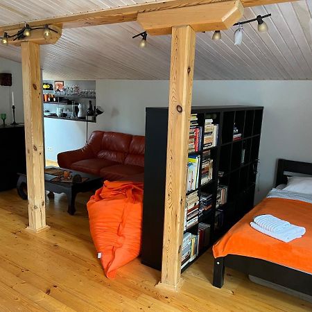 Studio Apartment And Free Airport Transfer Riga Eksteriør bilde