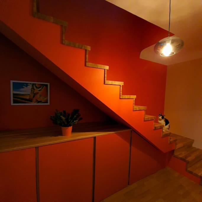 Studio Apartment And Free Airport Transfer Riga Eksteriør bilde